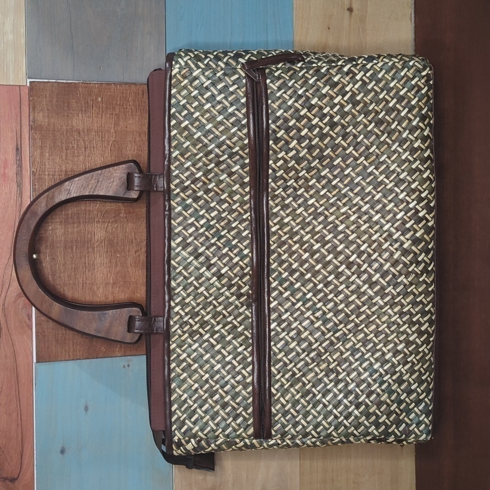 Wicker wood and leather tote bag
